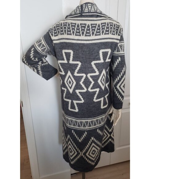 Long sleeve Cardigan Made in Italy Alpaca and Wool EUC - Picture 5 of 7